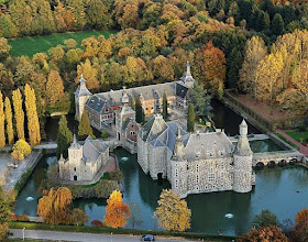 Castelo de Jehay, Bélgica, vista aérea