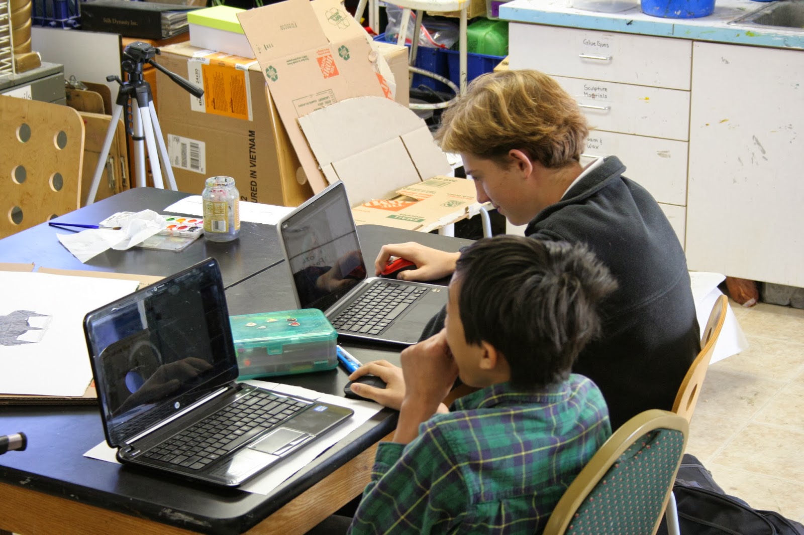 Grauer Art: Invention drawings, 8th Grade Art