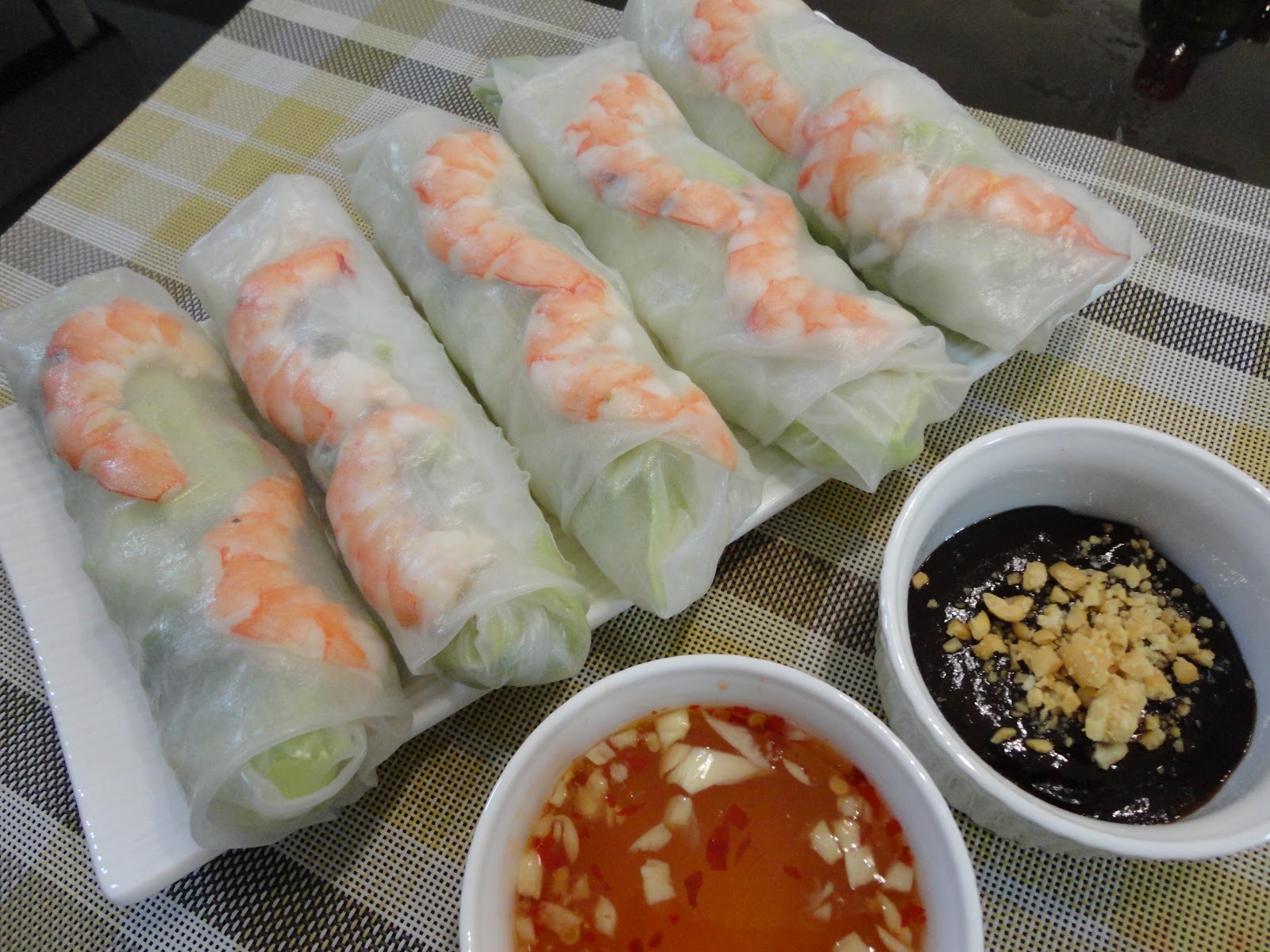 THE DENTIST IS IN THE KITCHEN 1st Vietnam dish post GOI CUON (Fresh