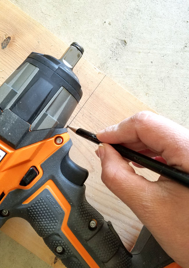 DIY Drill Storage Shelf Remodelando la Casa