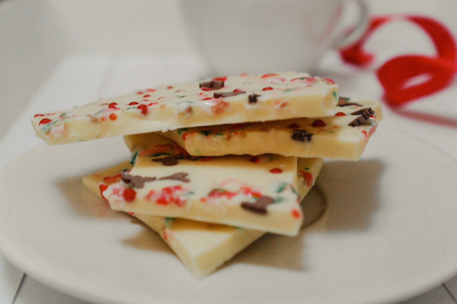 Easy Candy Cane Bark — Mimi Rose and Me