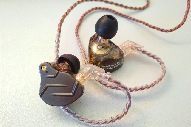 review-kz-zsn-pro-headset-iem-detachable-terbaik-murah