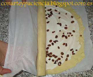  Espirales con queso dulce y pasas (¡Una merienda demasiada buena!)