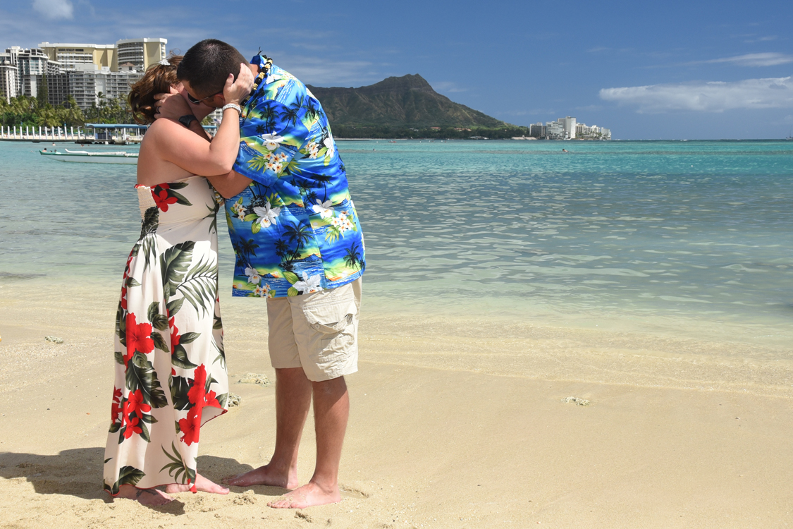 Honolulu Weddings John and Sarah