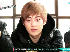 시우민 양손동기화 | 인스티즈