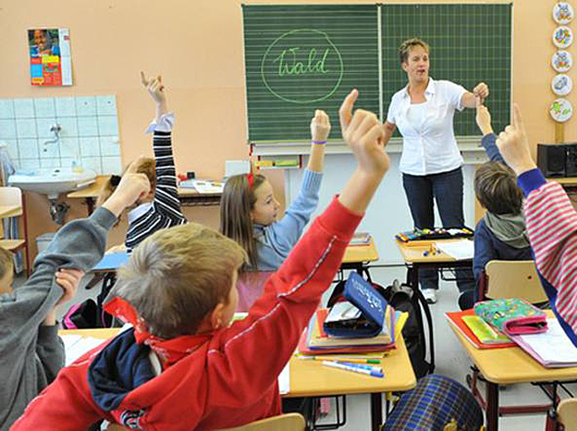 Alberto Cane Blog Vietato Alzare La Mano In Classe