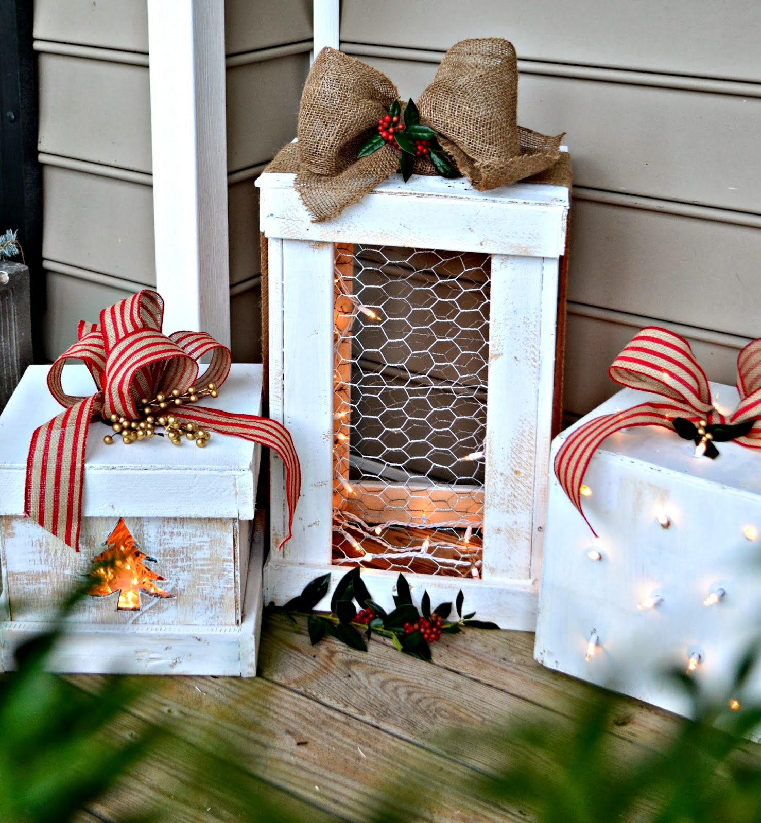 Down to Earth Style Wood Box Gift Decor