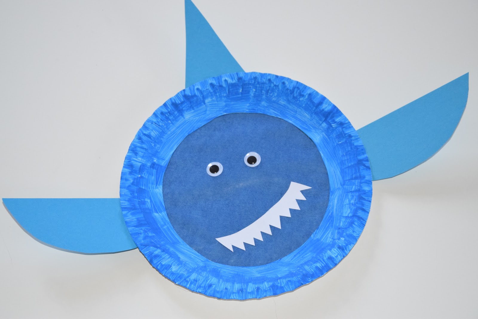 Familie Und Mehr Bunte Tiere Basteln Tierreichem Buchtipp Von Arsedition