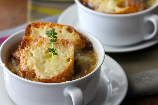 Most Popular | French Onion Soup from Karen's Kitchen Stories #SecretRecipeClub #recipe