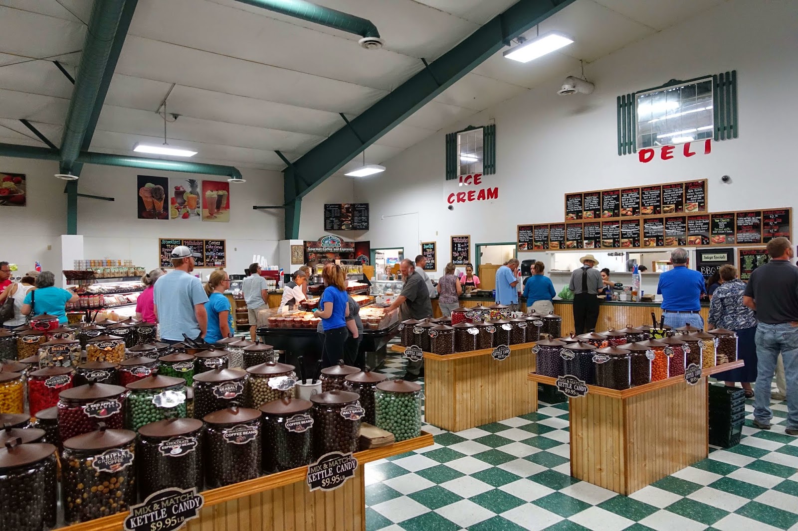 Malcolm's CanAm Trip Country Mercantile