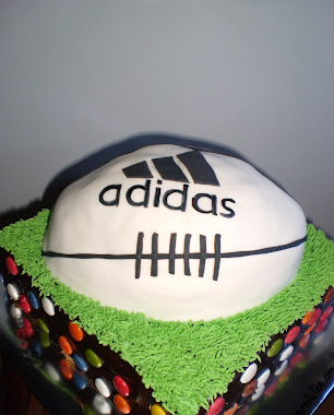 tarta de balón de rugby adidas