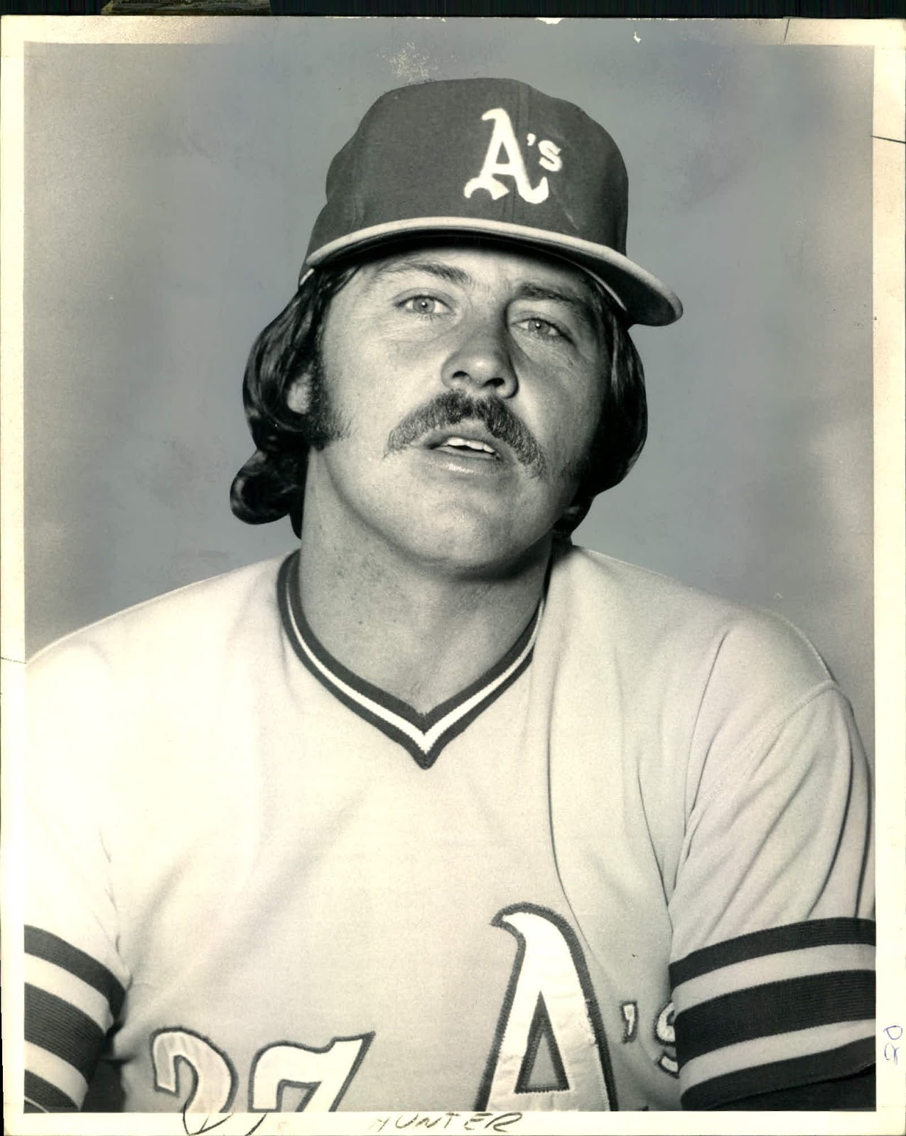 Café Nowhere Catfish Hunter