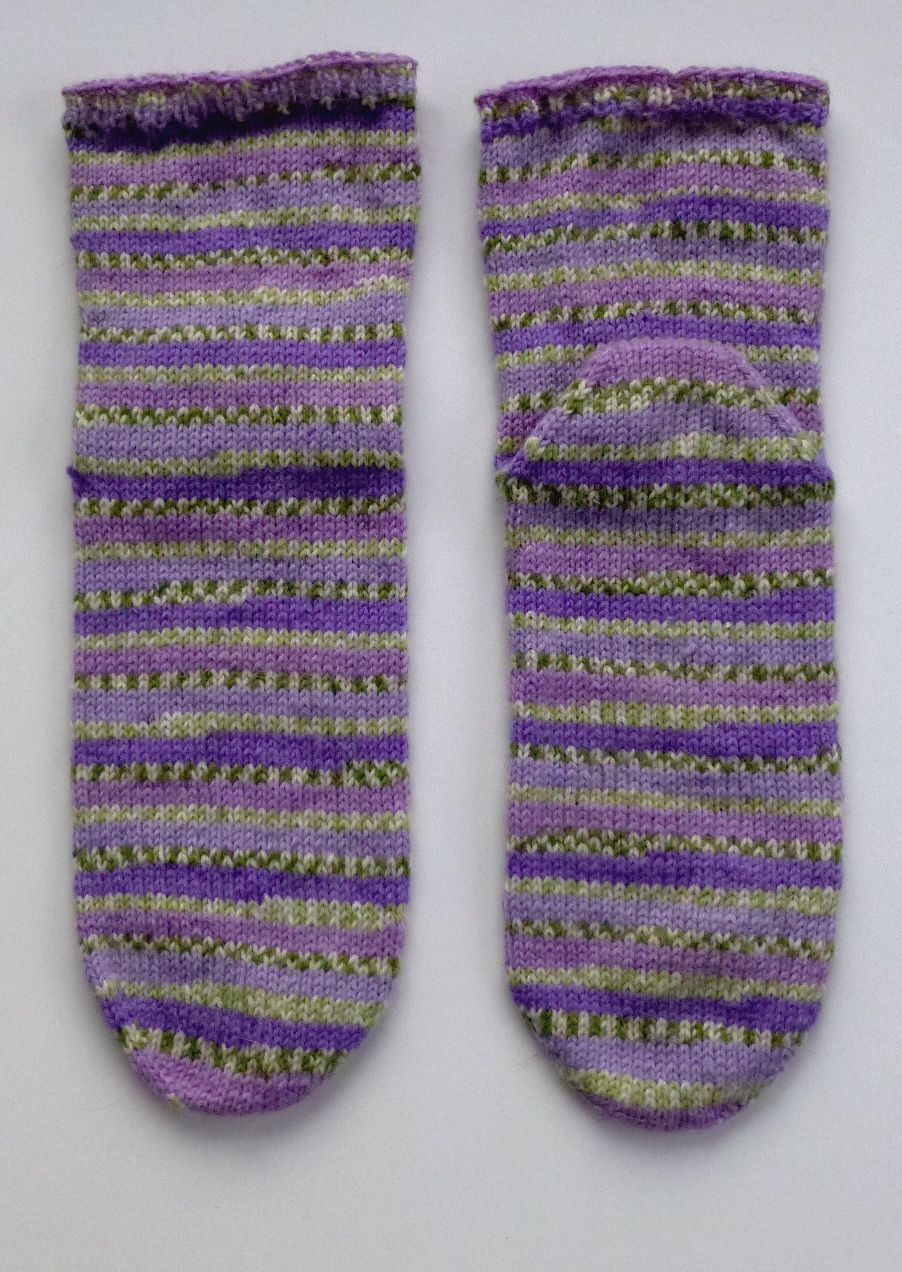 Mitz knitz: Sock knitting and toe-up socks