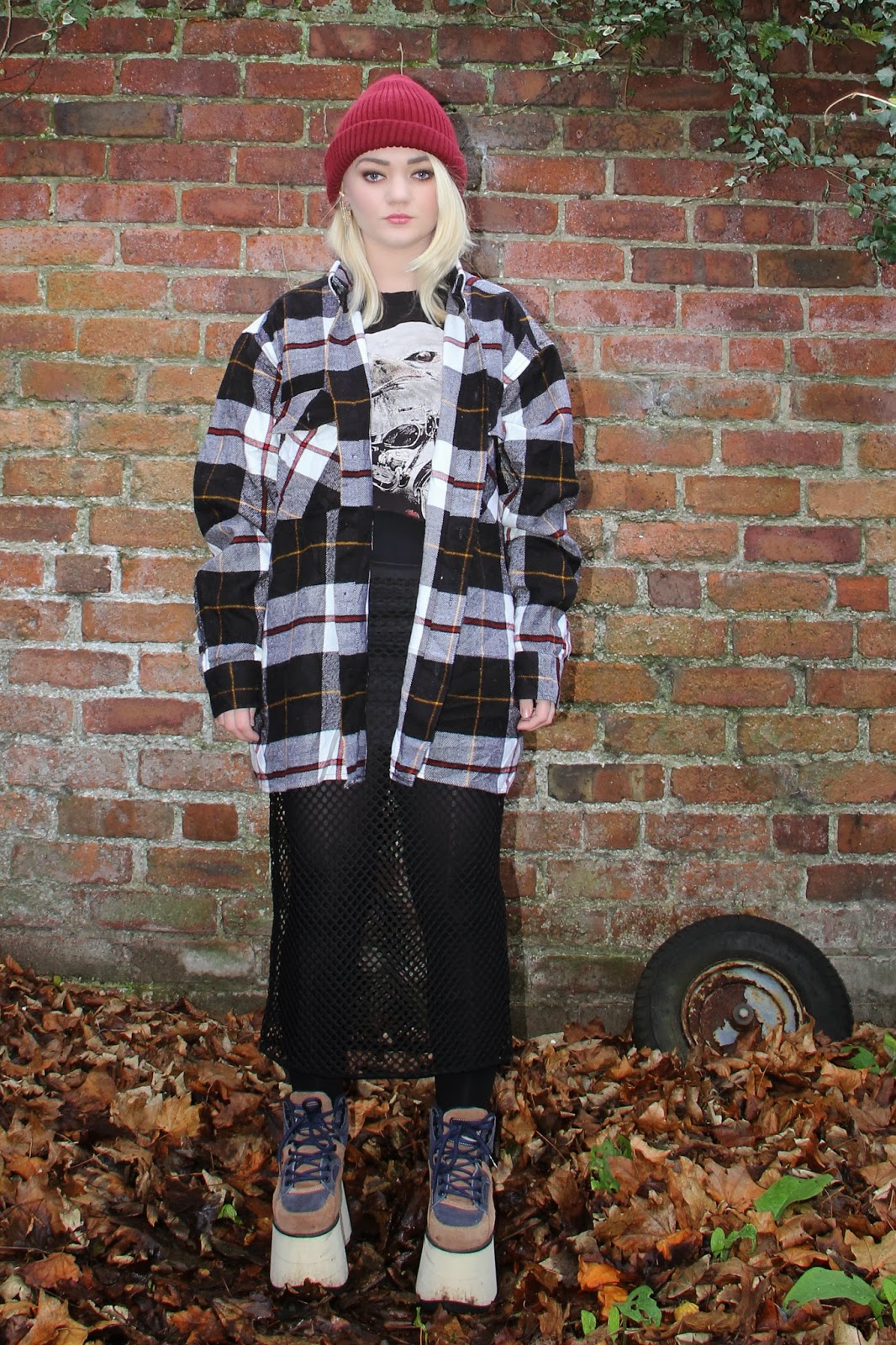 Skye Vintage 90s Grunge Look&hellip;
