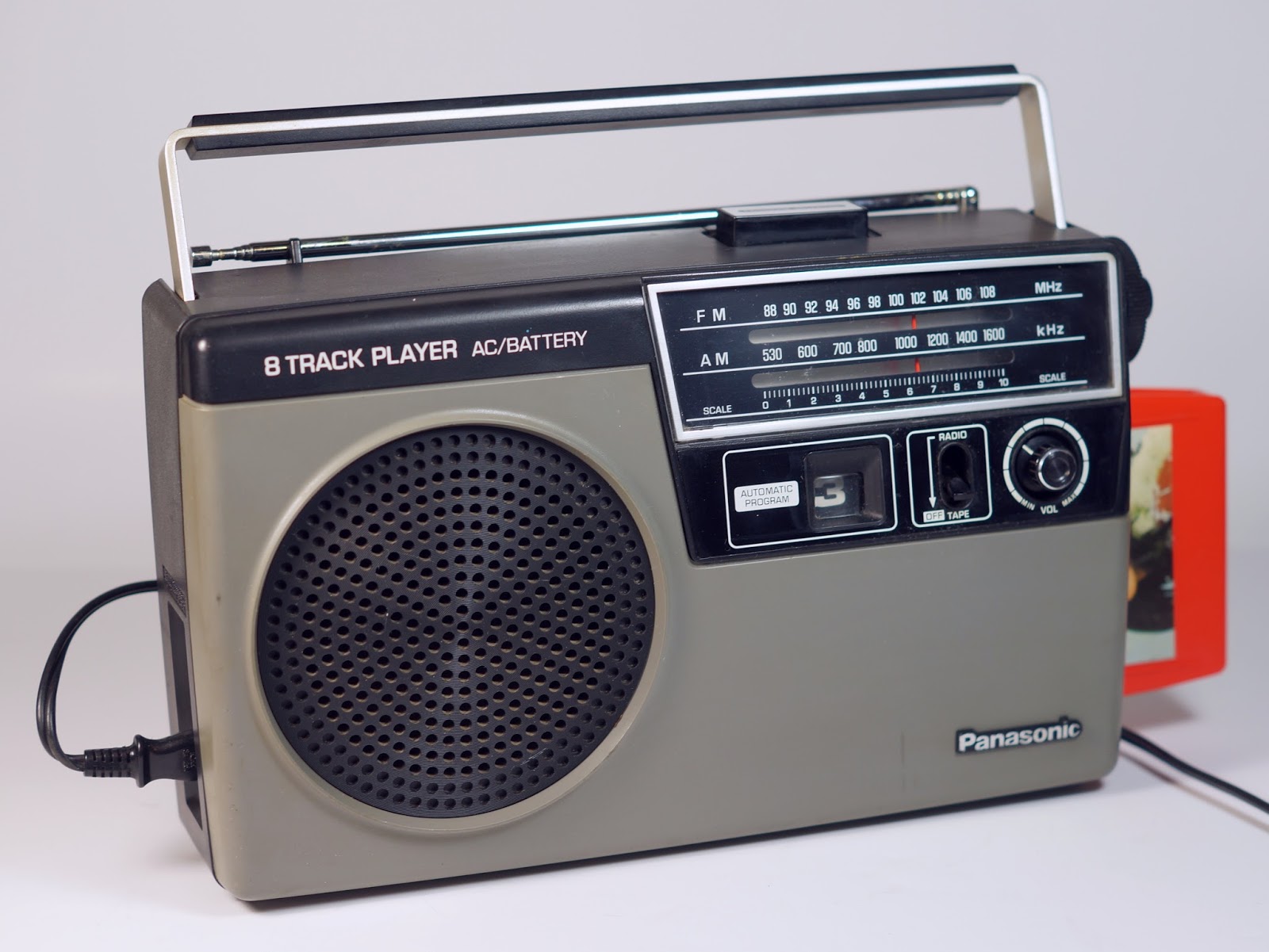 Vintage Panasonic RQ-832DS 8 Track Player with AM/FM Radio Working NICE