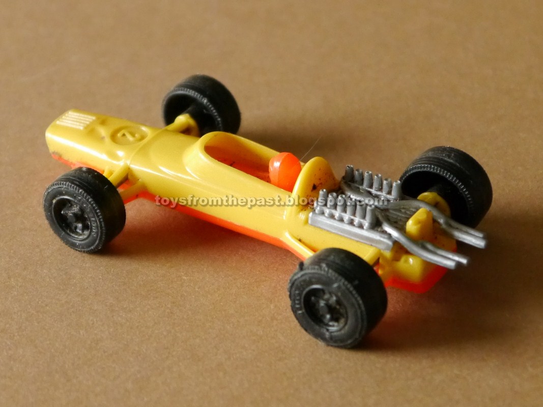 Ballon powerd car made in germany  plastic toy car 1960s 1970s