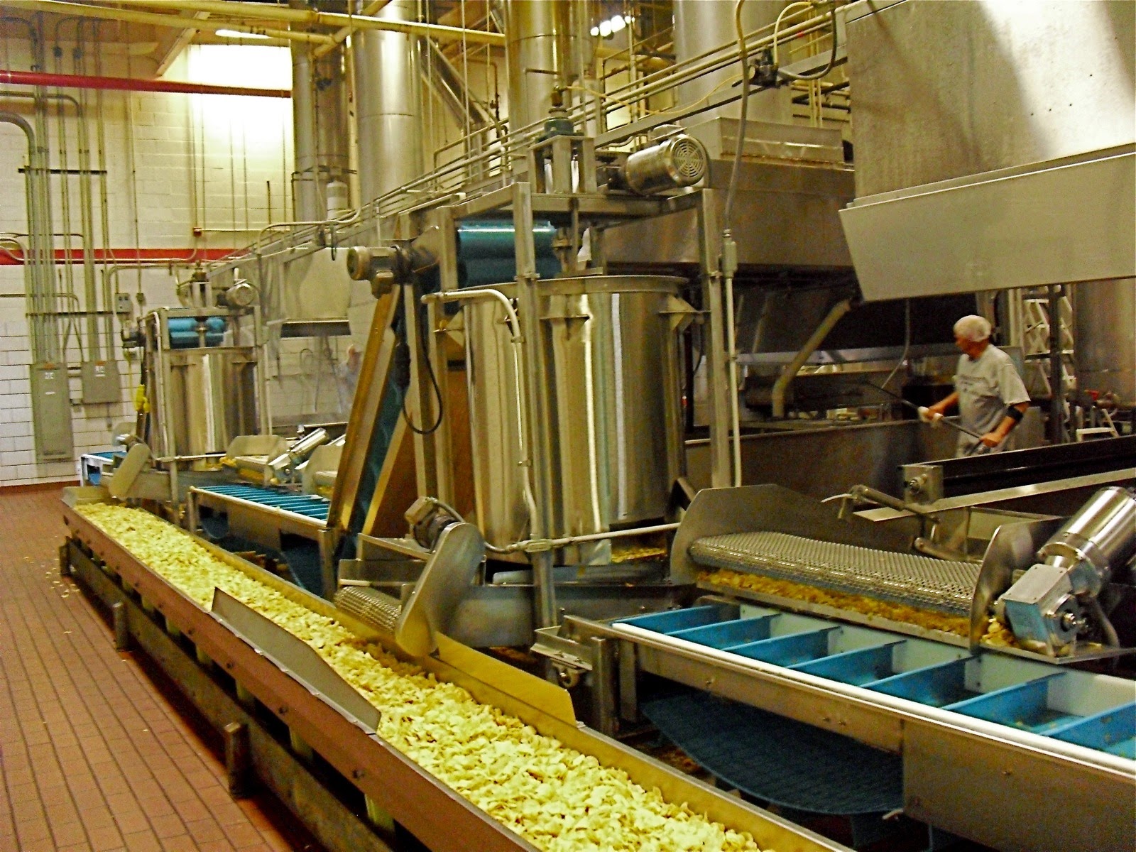 What is Apache Storm? How is it related to potato chips? — Java Demos