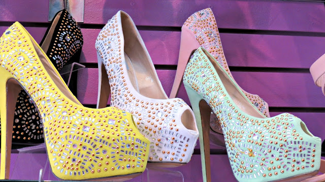 The Santee Alley: The Santee Alley Loves Lola Shoetique