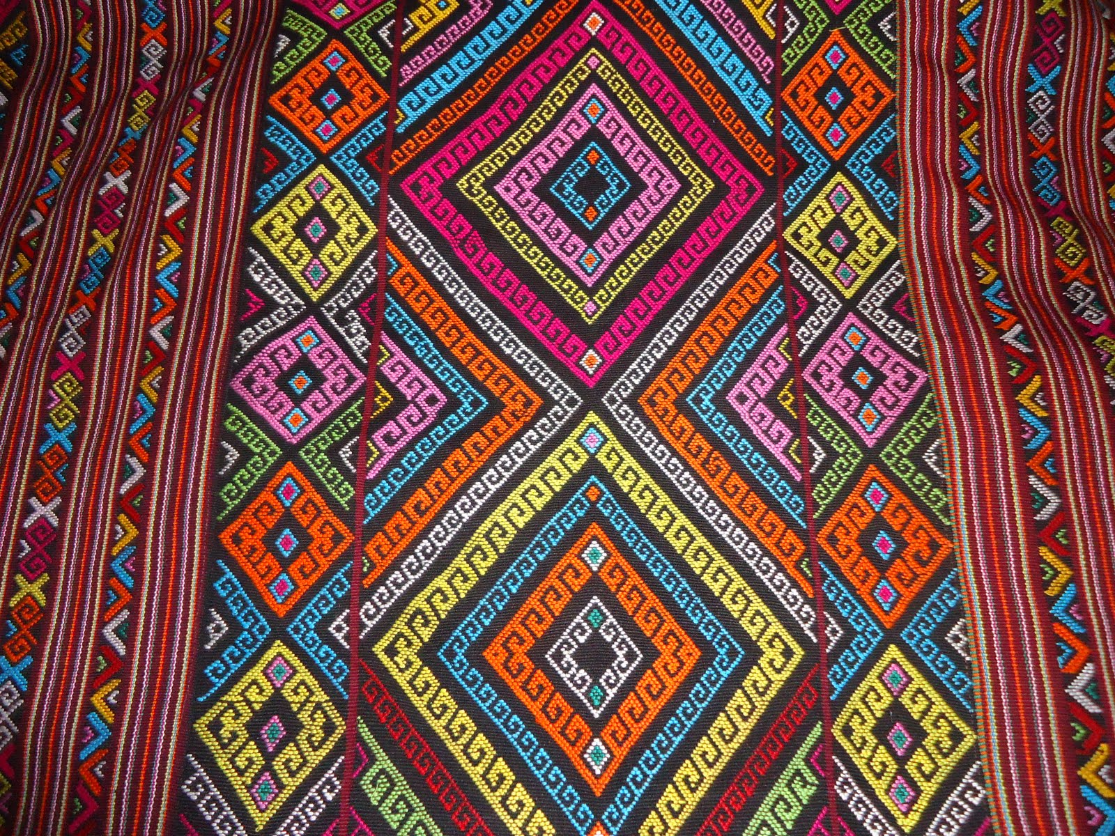 Aneka Kain Tenun Timor Motif Buna