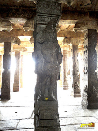 Granite sculptures adorning the columns of Lepakshi temple