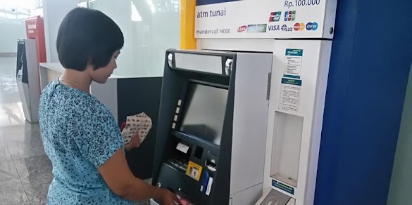 Mengerikan, Begini 4 Modus Pembobolan Uang ATM Yang Sedang Marak Terjadi