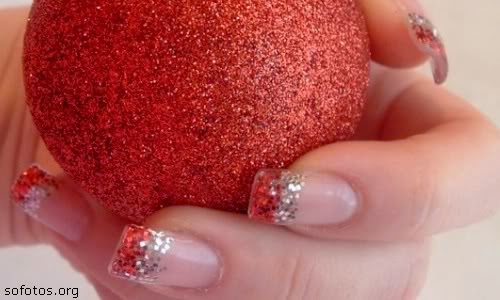 imagenes de uñas modernas . lindas decoraciones de uñas. decorados con esmalte de varios colores