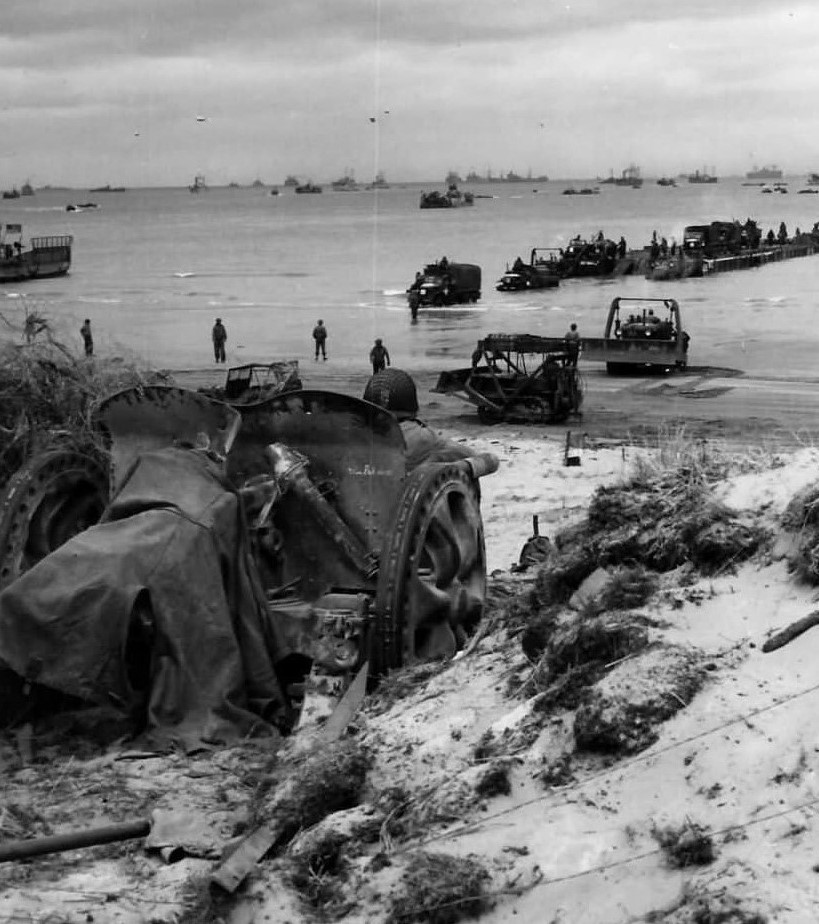 PROJECT OVERLORD 21 Base Defence Sector at Omaha Beach, 6 June 1944