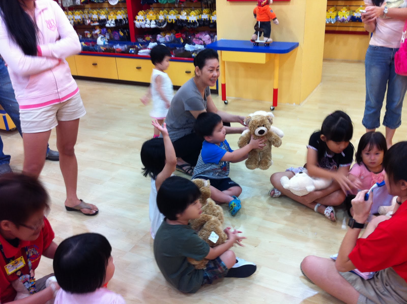 Welcome to SohHappilyEverAfter: Build a Bear Birthday Party