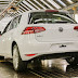 Volkswagen Golf nacionalizado tem primeiro aumento de preços