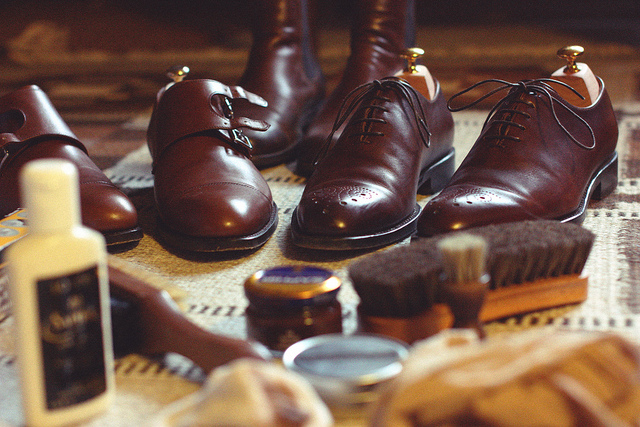 Skórzane buty wymagają zaimpregnowania specjalnymi preparatami.