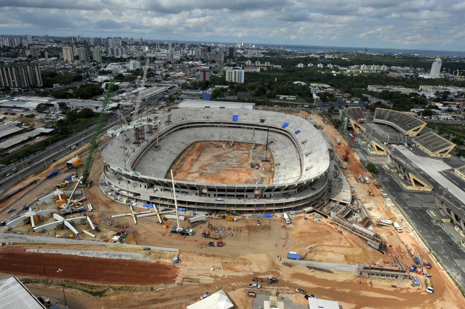 ALFREDO FERNANDES: NOVAS IMAGENS AÉREAS DA ARENA DA AMAZÔNIA