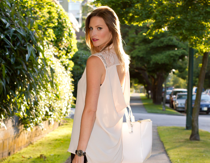 Vancouver Fashion Blogger, Alison Hutchinson, wearing Forever 21 peach button-up cut-out top, zara black shorts and heels, zara white leather tote, Albeit necklace, Stella&Dot bracelets 