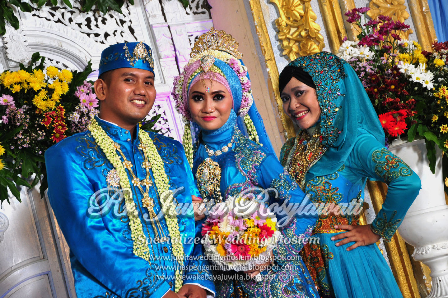 RUMAH SEWA KEBAYA JUWITA Busana Pengantin Couple Warna 