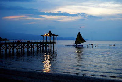 pasir putih situbondo pantai pasir putih