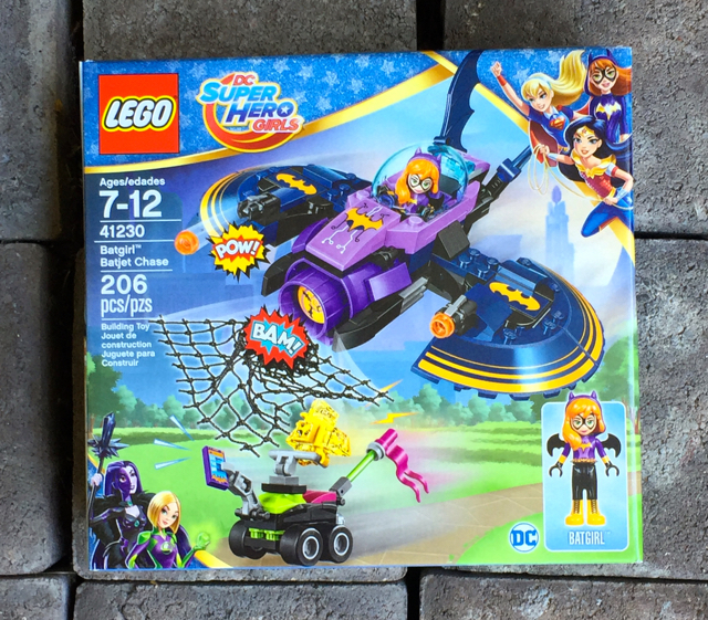 LEGO DC Super Hero Girls Batgirl Batjet Chase 41230