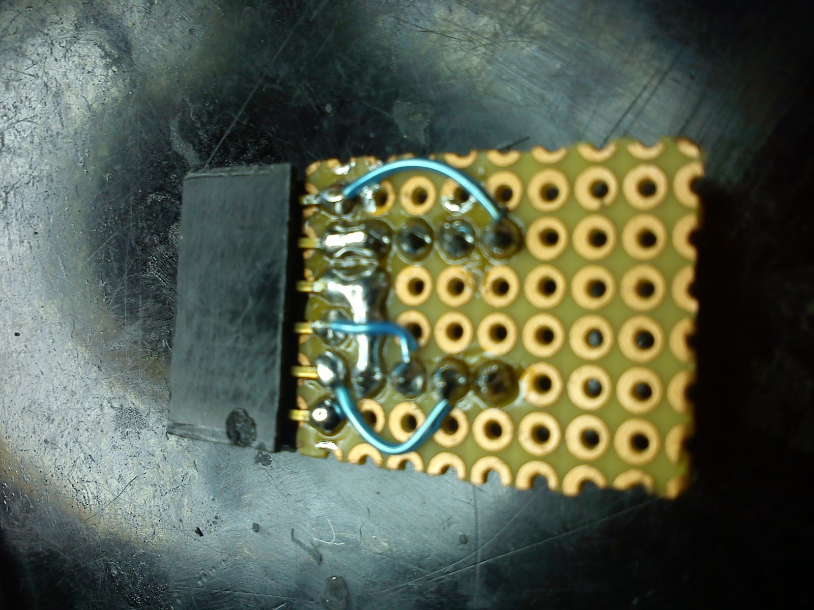 Dysfunctional Technologies Digital Theremin (PIC12F1840)