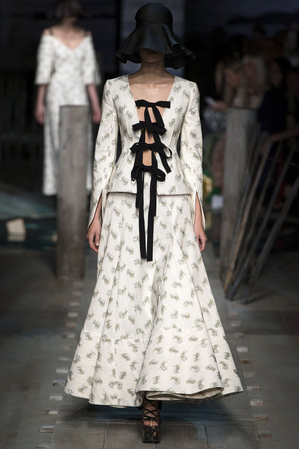 Runway | Erdem Spring-Summer 2017 Ready-To-Wear