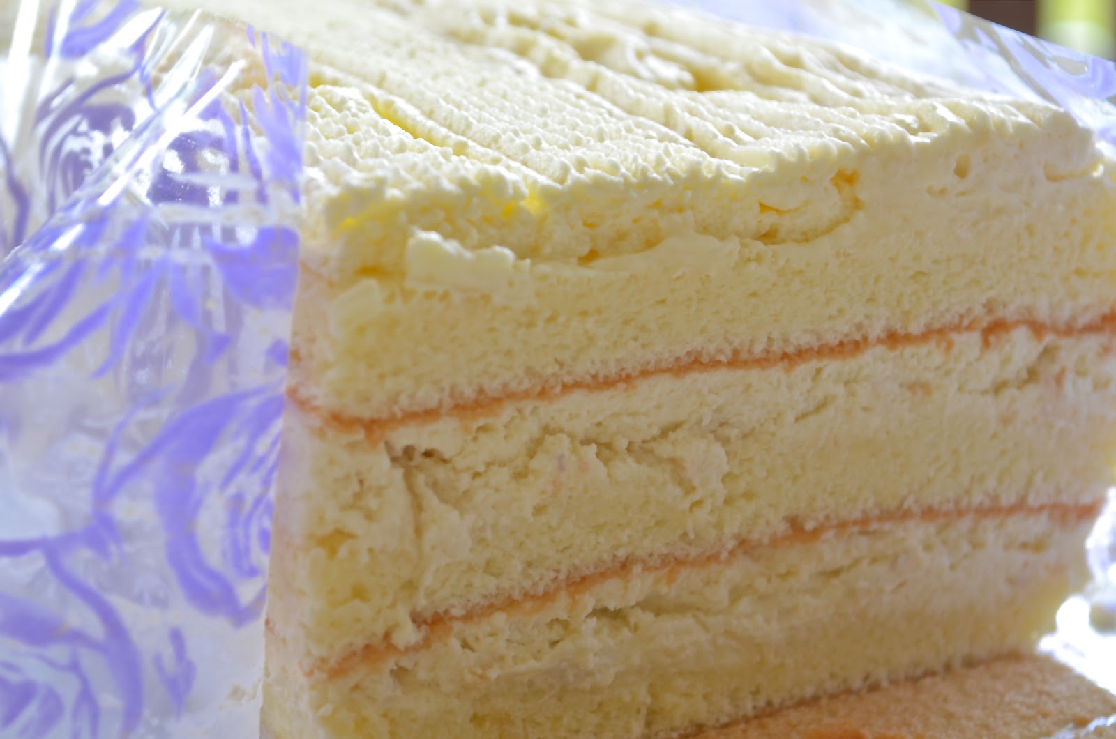 Wendy'S Small Small World Durian Fresh Cream Cake