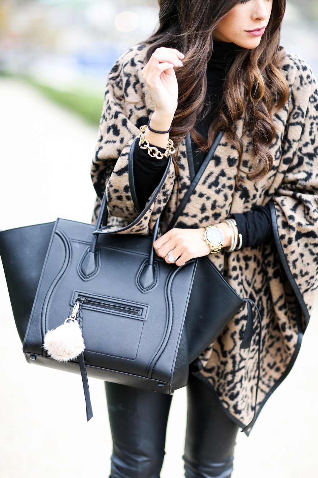 Leopard Print Poncho in Paris | The Sweetest Thing | Bloglovin’