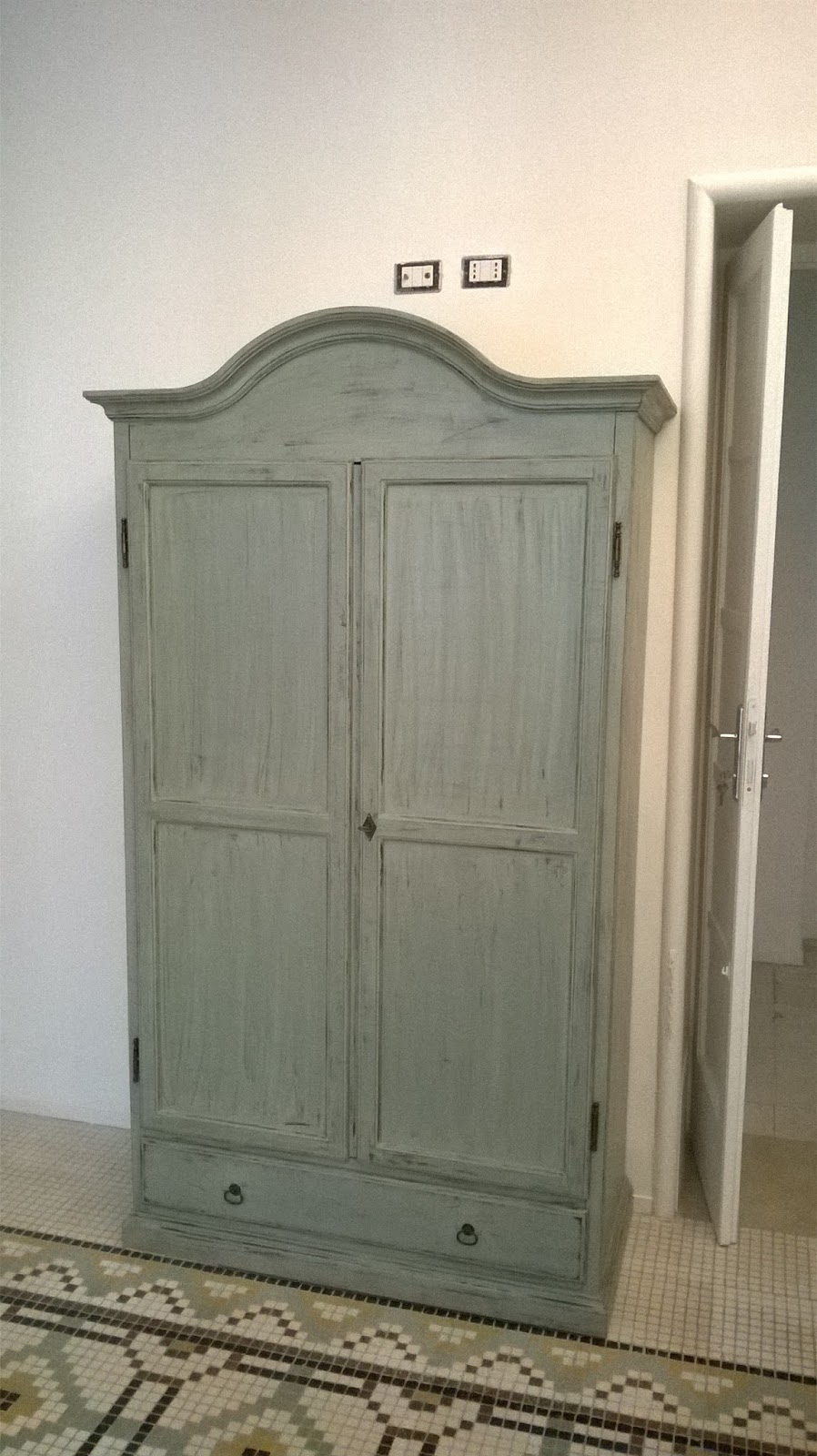 La bottega di pinocchio by lampi di... legno!: armadio vintage! Armadio vintage