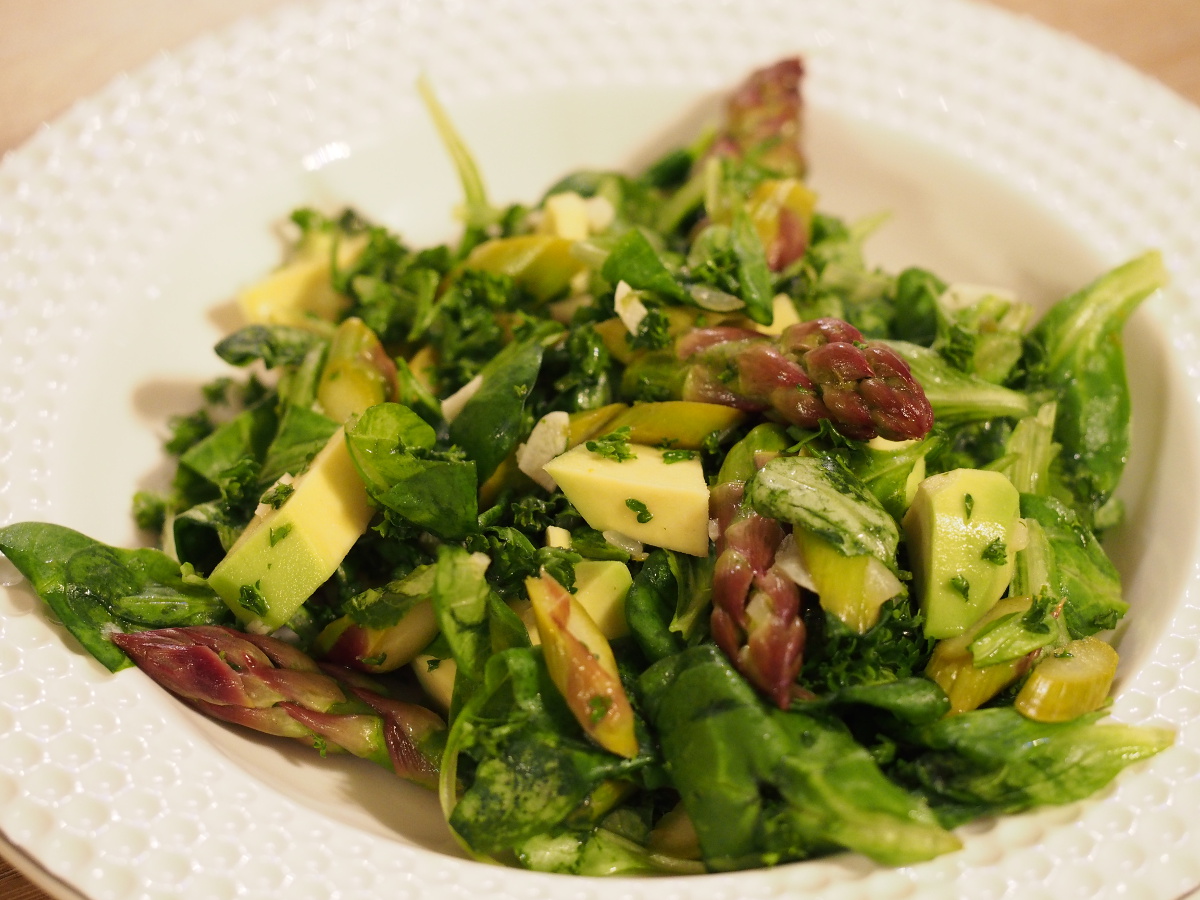 SpargelAvocado Salat (4 Portionen)