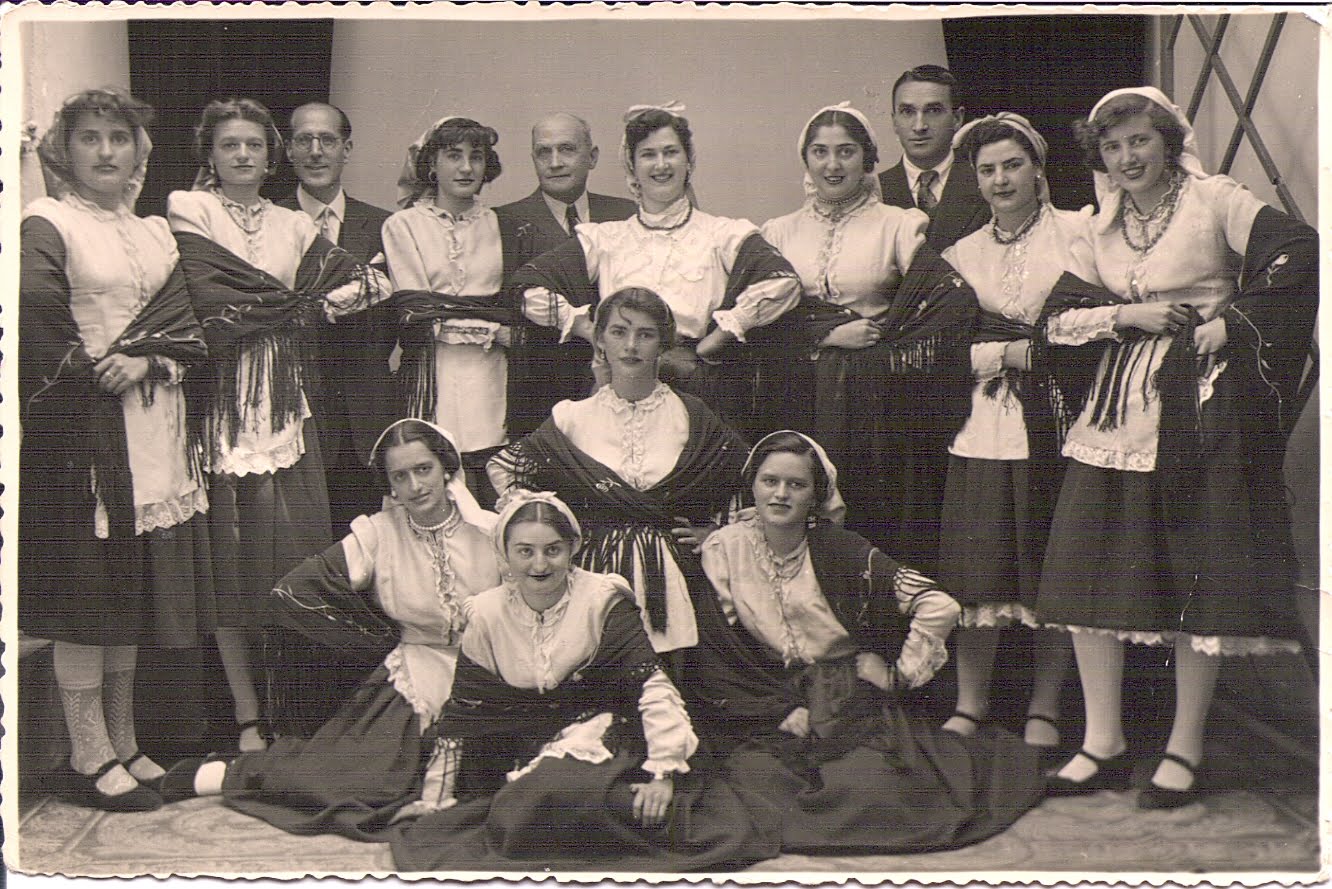 GRUPO FOLKLÓRICO DE TALAVERA DE LA REINA