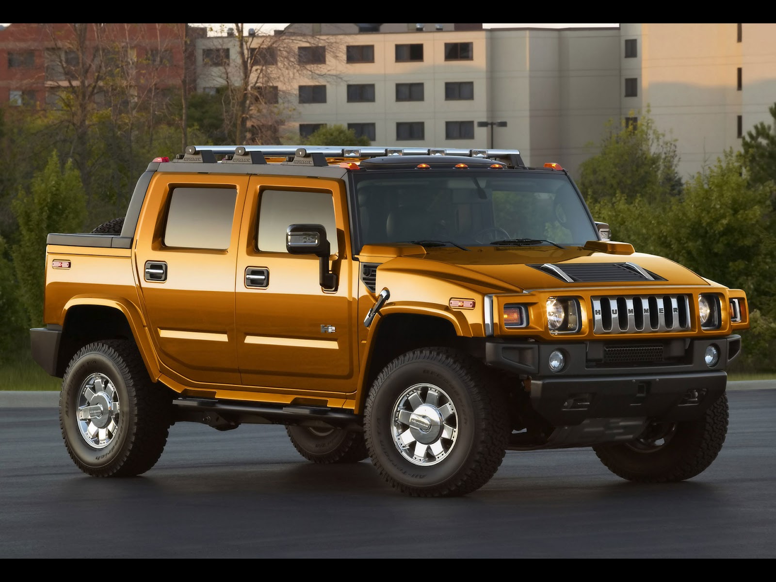 LeoSuperCars Hummer um gigante em todos os sentidos, tamanho, qualidade, força, potência e beleza.