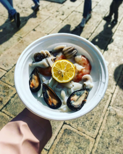 Kogo warto obserwować na Instagramie? Kto ma najlepszy food content na Insta? Oto lista 5 kulinarnych kont na Instagramie, które warto zobaczyć i obserwować.
