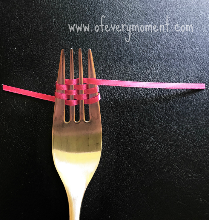 How to Make a Homemade Bow The Easy Way! the most of every moment