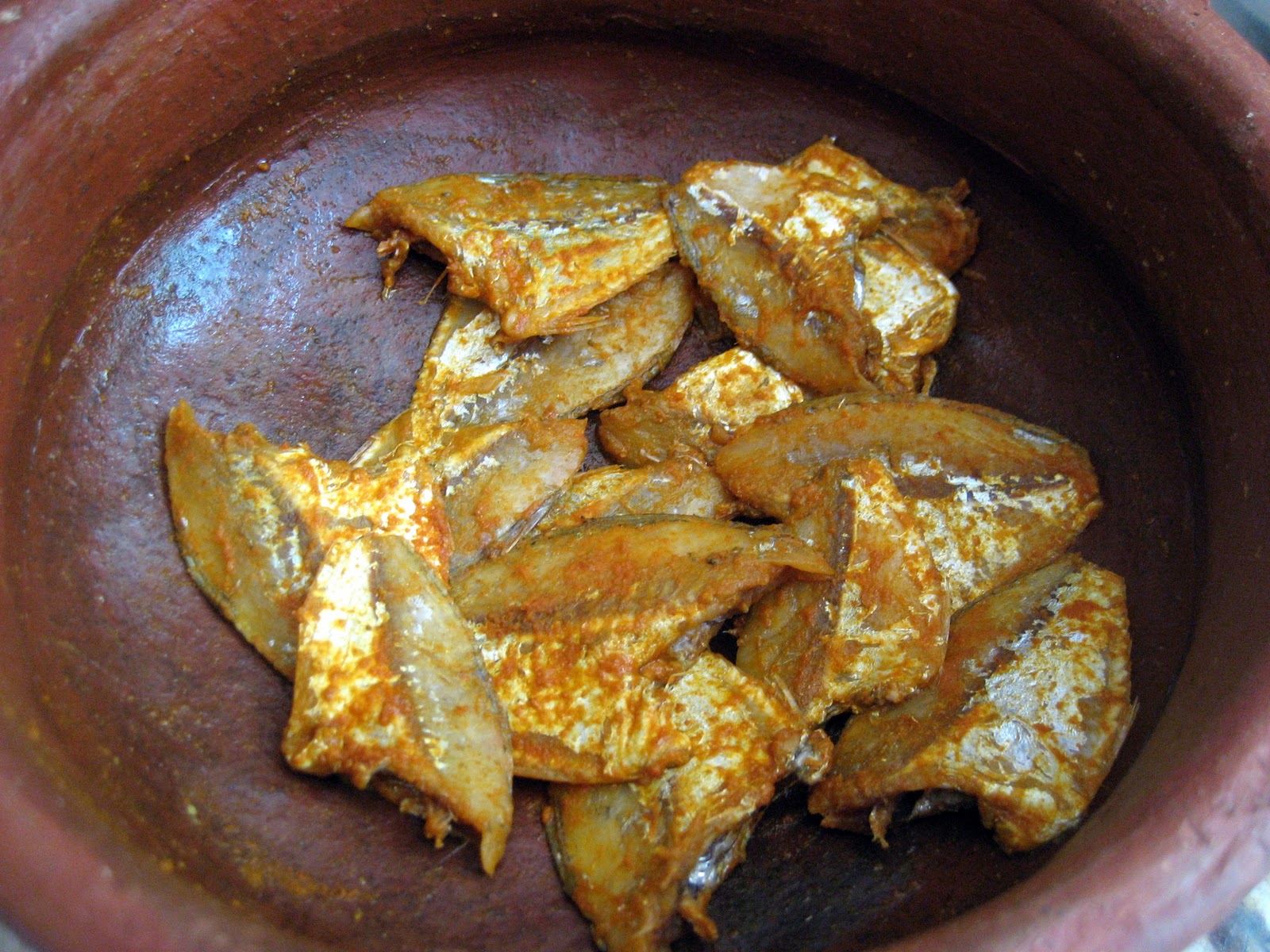 Food my companion Fried dried fish (Unakameen/Karuvaadu )