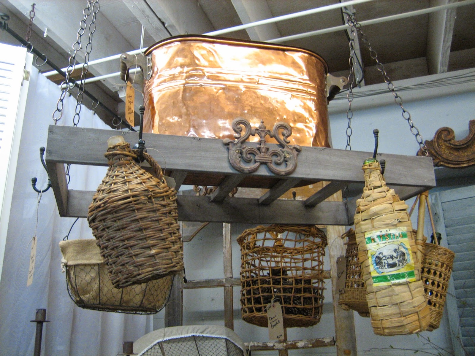 Antiques Bienvenue Rue 27 Maison!