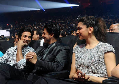 SRK and Deepika promote Chennai Express at IIFA 2013  