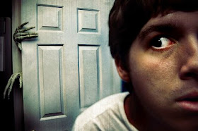 Wortwanderei: Horror in zwei Sätzen