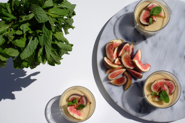 http://khieranicole.com/2016/03/20/vanilla-yoghurt-mousse-with-figs-and-honey/